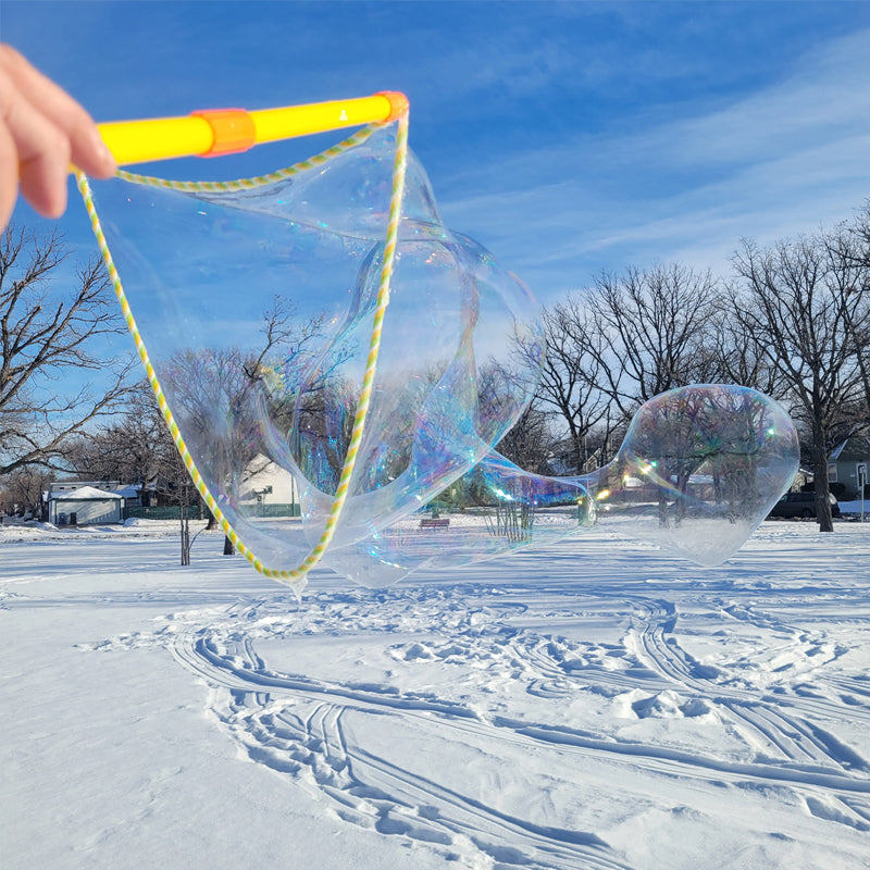 Crazy Ice Bubbles Giant Bubbles Set with 16 ounces solution